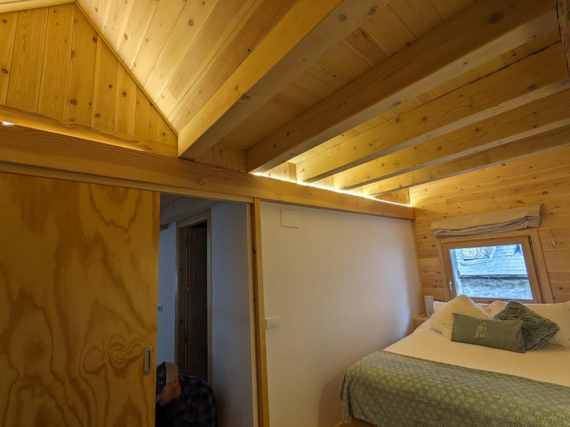 Nornore: Una Casa Especial En La Montana Пиедрафита де Хака Екстериор снимка